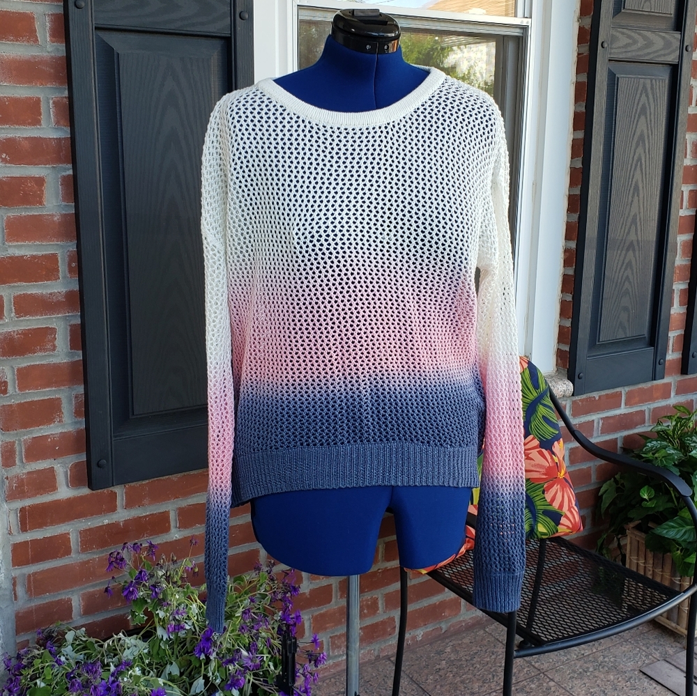 Women's sweater